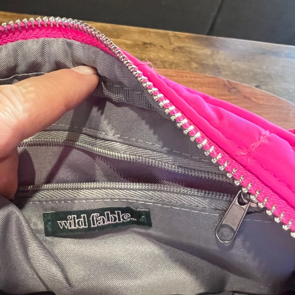 Wild Fable Hot Pink Fanny Pack with card wallet - Picture 7 of 9